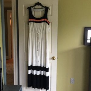 Jessica Simpson Maxi Dress